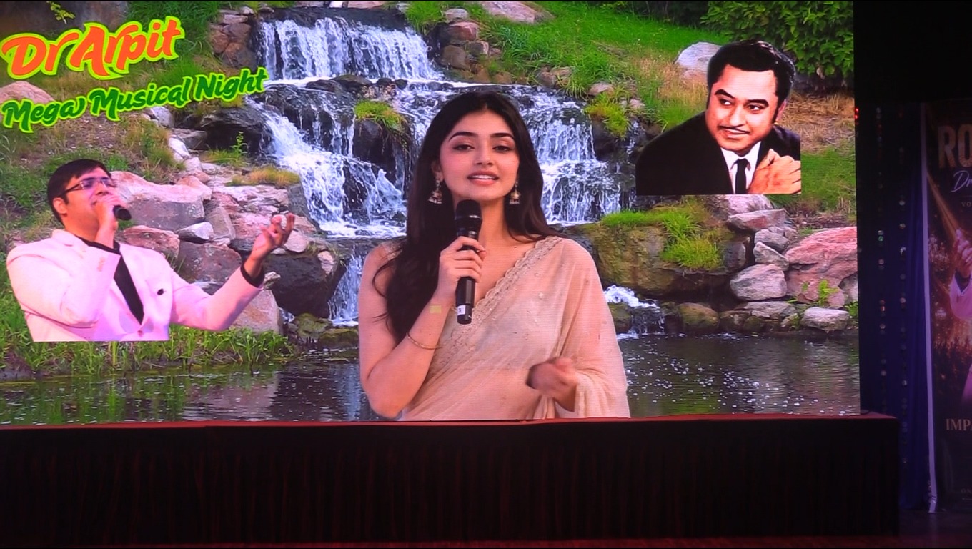 Mega Musical Show Jamnagar — stage and crowd moments